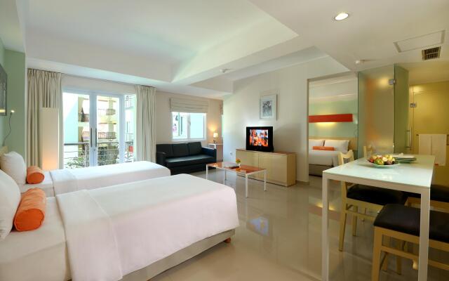 HARRIS Hotel & Residence Riverview Kuta - Bali