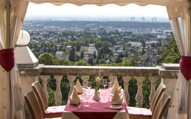 Austria Trend Hotel Schloss Wilhelminenberg