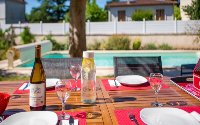 Cozy Bergerac Haven w/ Pool
