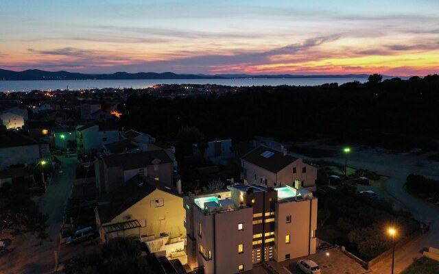 Rooftop pool & terrace - Villa Bellavista