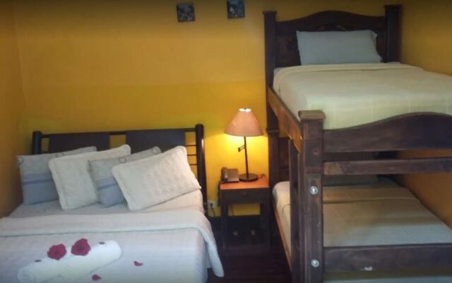 Casa Quinta Hostel