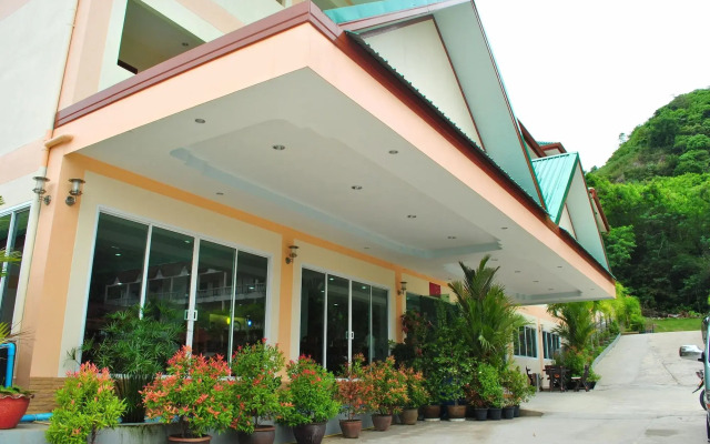 Karon Village Hotel