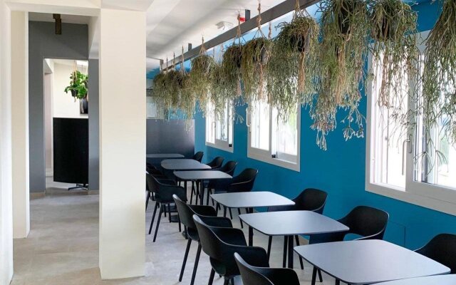 The Green Park Hotel