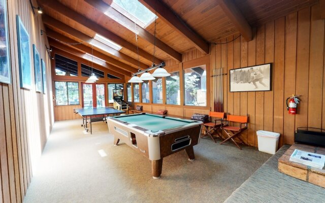 Mammoth Estates #140 2 Bedroom Condo by RedAwning