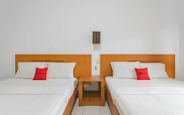 OYO 370 Hotel Sofia Pangandaran