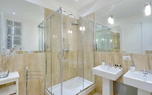 Amazing Piazza Venezia Suites