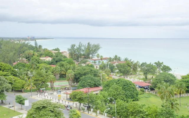 Gran Caribe Sun Beach