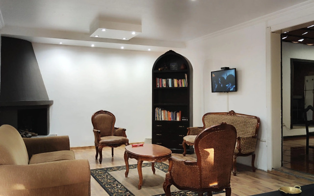 Hotel Muros Quito