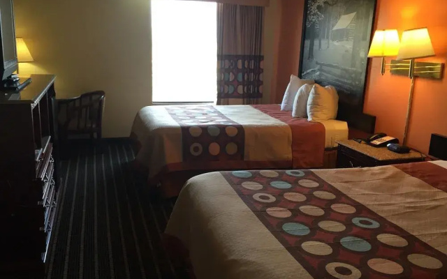 Super 8 by Wyndham Dandridge