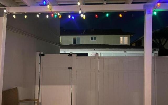 Ocean Breeze Apartment Huntington Beach