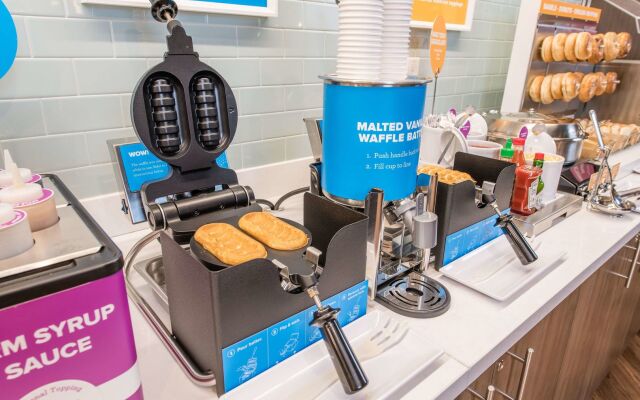 Tru by Hilton Fayetteville I-95, NC