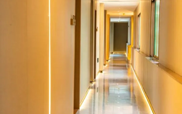 Super 8 Hotel Xiamen Tong'an Zhonglou