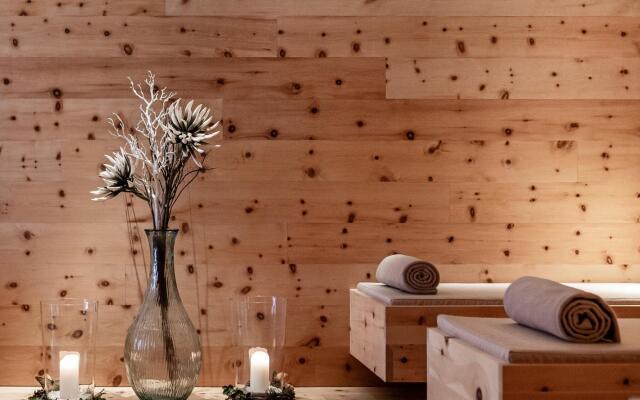 Modern apartment in Seis am Schlern with balcony