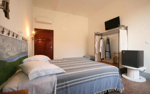 Affitta Camere Vianova