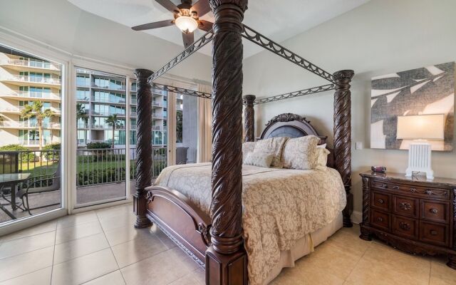 Crb0108 2 Bedroom Condo