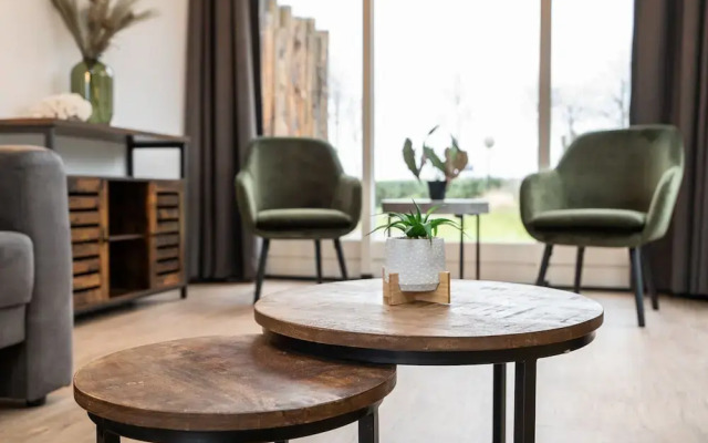 Holiday Home Vakantiepark 't Eibernest Texel