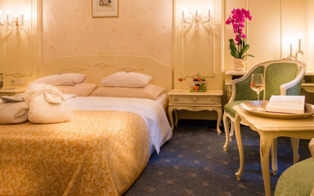 Schlosshotel Römischer Kaiser
