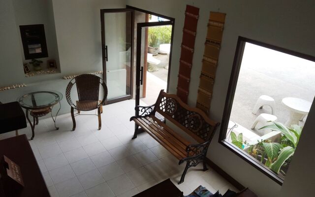 Colibri Guesthouse