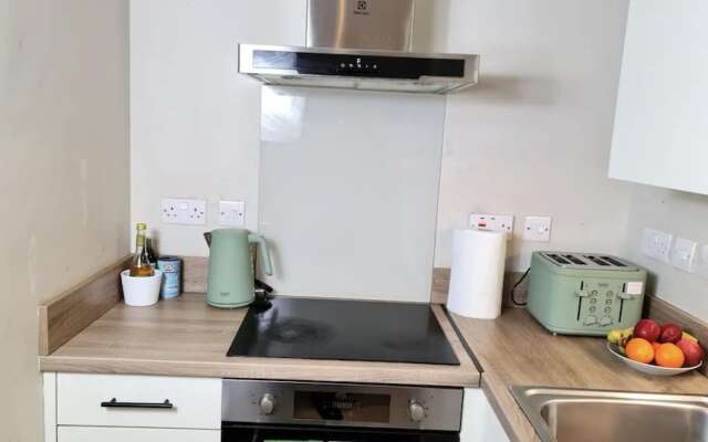 Charming 1-bed Apartment in Leeds