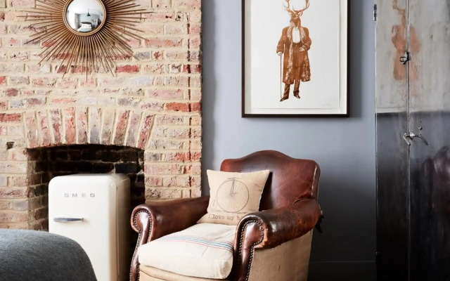 Artist Residence London