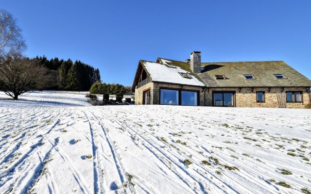 Villa With 5 Bedrooms and 4 Bathrooms