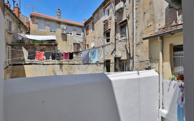 Pyrotima Apartments
