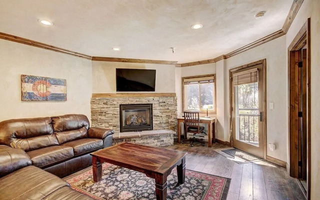 Ge At Breckenridge Chateaux 1023 2 Bedroom Condo by RedAwning