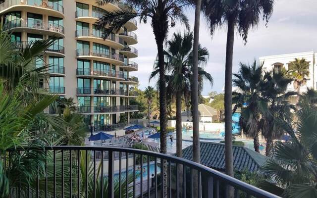 Phoenix on the Bay 2 by Brett Robinson Vacations