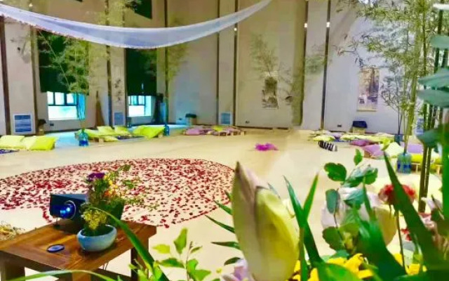 Xiaolangdi Zhongzhou International Hotel