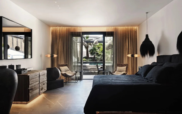 O by Myconian Collection