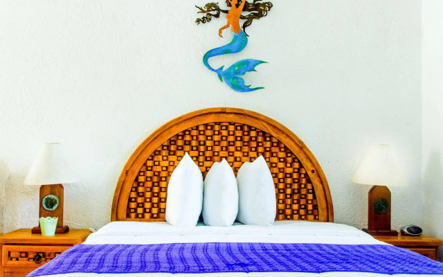 Luna Blue Hotel & Garden