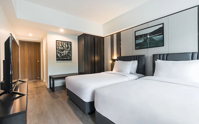 12 The Residence Hotel