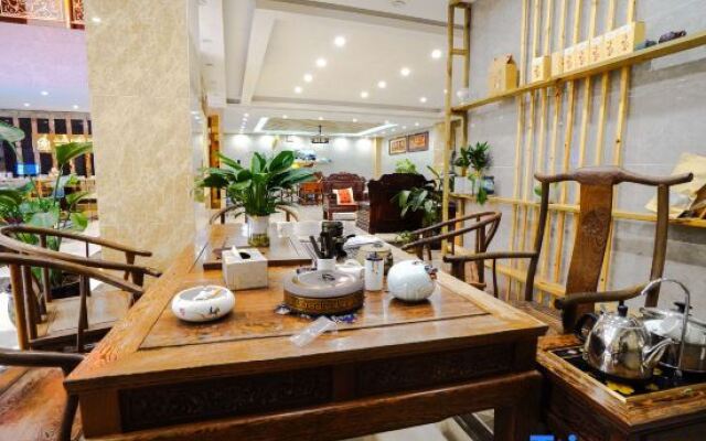 Yuanmou Lanyuan Hotel