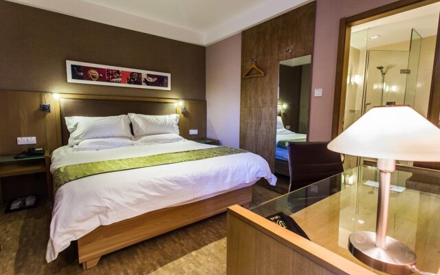 Yitel Lanzhou Dongfanghong Plaza