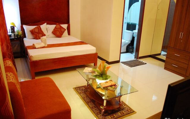 Aquari Travelers Suites