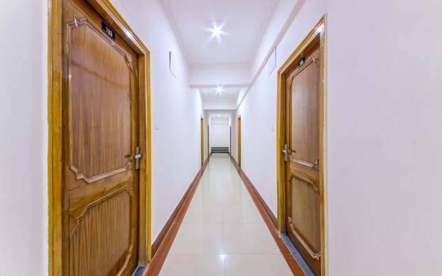 Capital O 82325 Hotel Trishul Grand