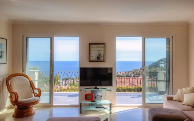 Villa Lucia Riviera dei Fiori Pool