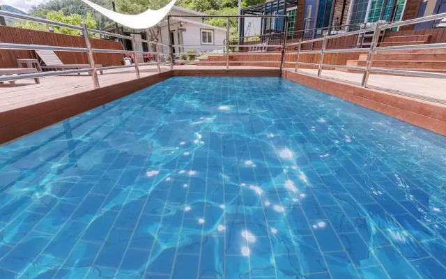 Gapyeong Haneulsup Spa Pension