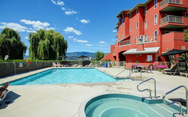 Villa's At Eldorado Resort