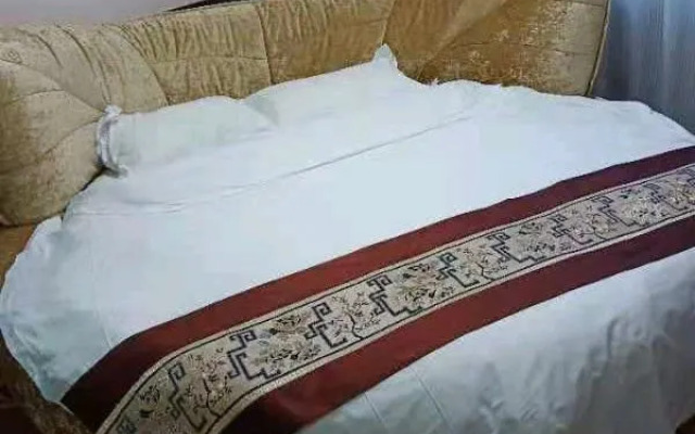 XinYuHaoHotel（formerlyOrientalPearlHotel）