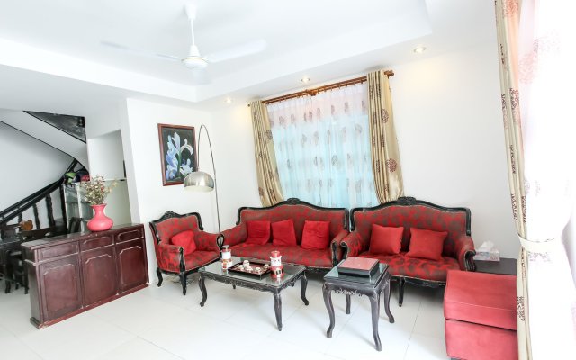 M-H 6 Serviced Apartments