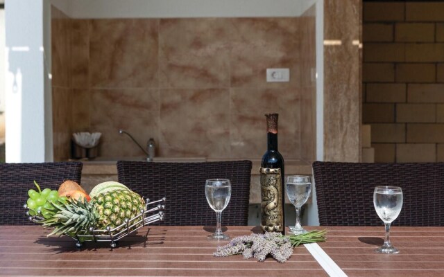 Amazing Home in Arbanija With Wifi and 9 Bedrooms