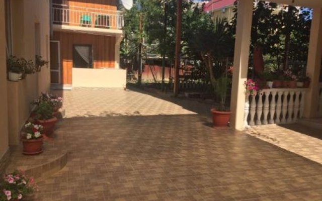 Guest house on Pravoslavnaya 2