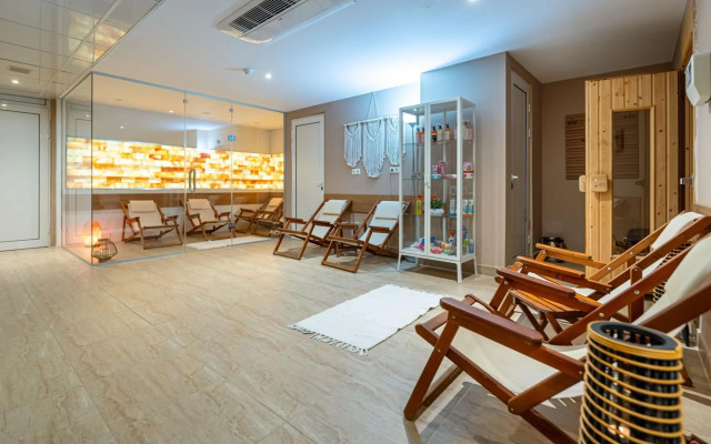 Aphrodite Beach Hotel