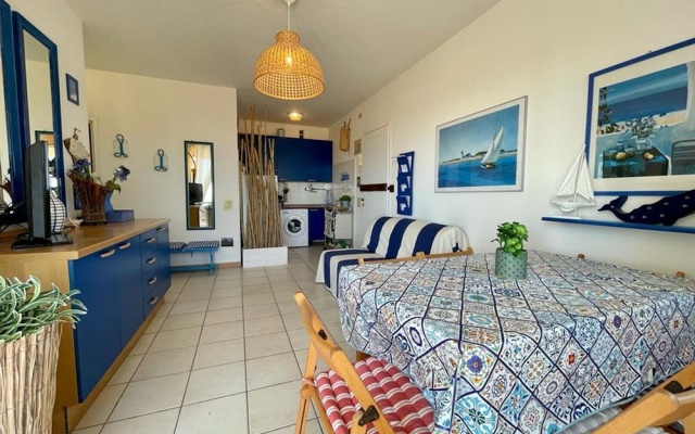 Beachside Apartment for 4 in Caorle