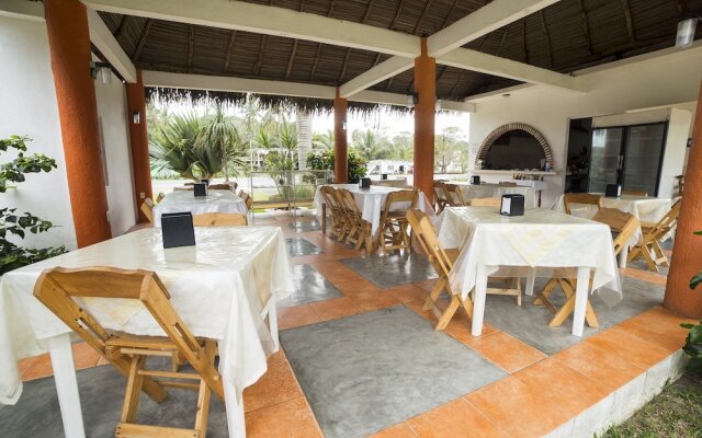 Hotel y Restaurant Casa Del Mar