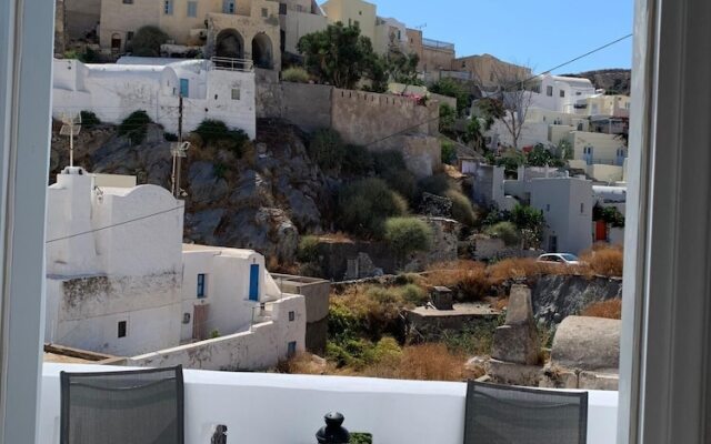 Timedrops Santorini Kallisti Villa Terrace Suite