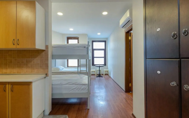 Sanat Hostel Taksim