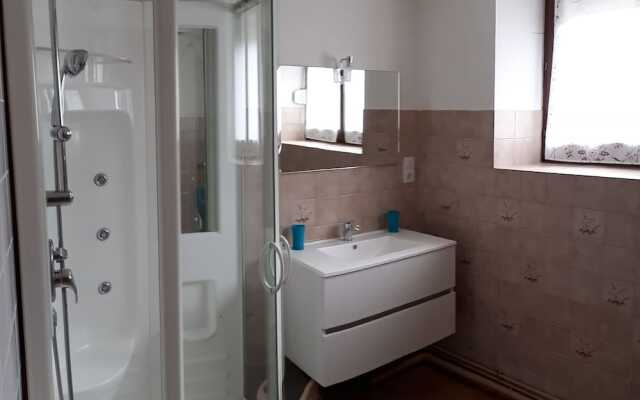 Au Petit Bonheur Vosgien - Gîte Les Brimbelles