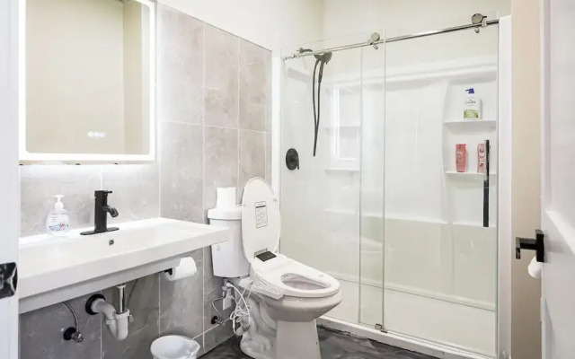 461 Melwood Suites Unit 101 2Bed/2Bath